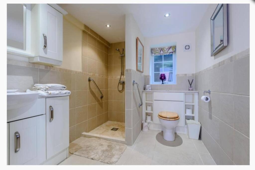 Adorable 2 Bedroom Countryside Guesthouse Broome  Bagian luar foto
